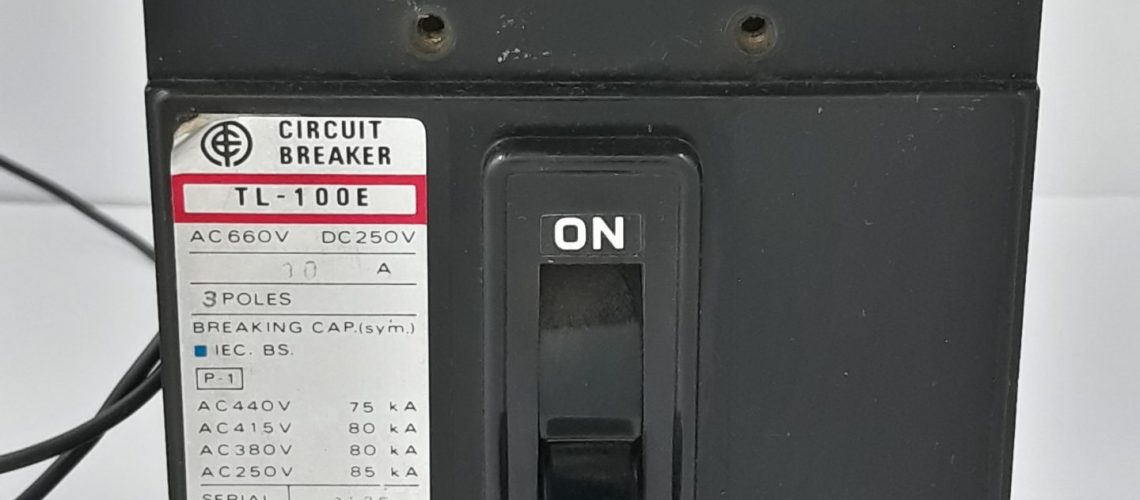 TERASAKI TL-100E CIRCUIT BREAKER