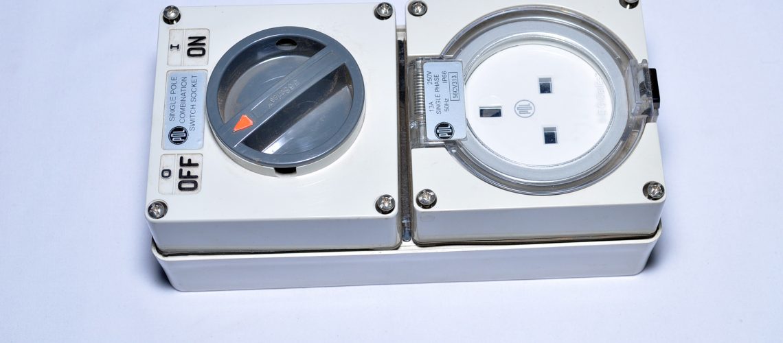 PDL 56CV313 SINGLE POLE COMBINATION SWITCH SOCKET